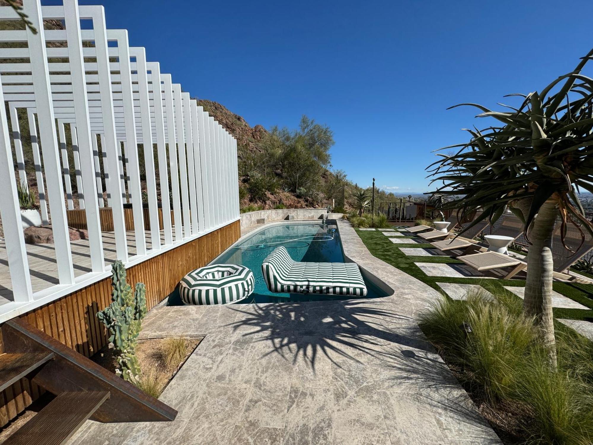 Skyeview - Camelback Mountaintop Oasis *